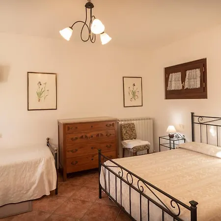 בית חווה Sasso Rosso *