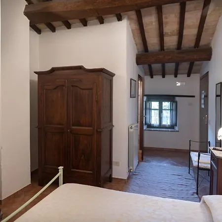 Sasso Rosso בית חווה Capodacqua (Assisi)