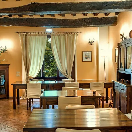 בית חווה Sasso Rosso