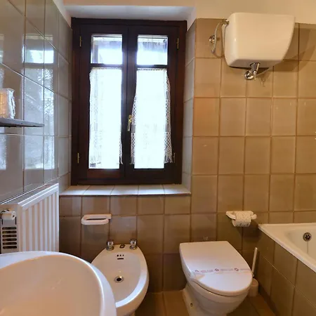 Sasso Rosso בית חווה Capodacqua (Assisi)