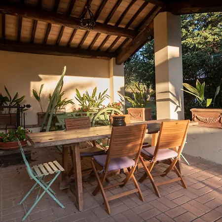 בית חווה Sasso Rosso