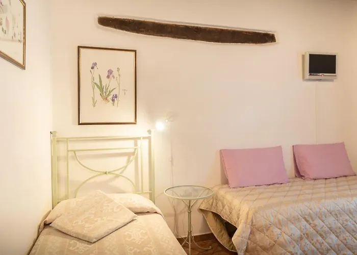 Sasso Rosso Farm stay *