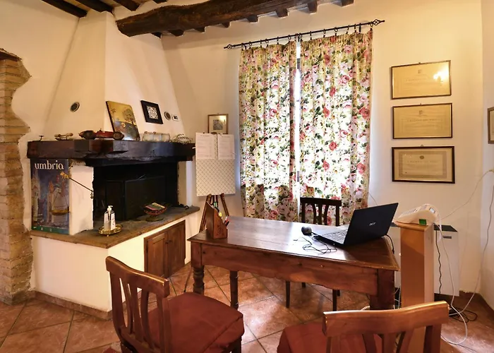 Sasso Rosso Capodacqua (Assisi)